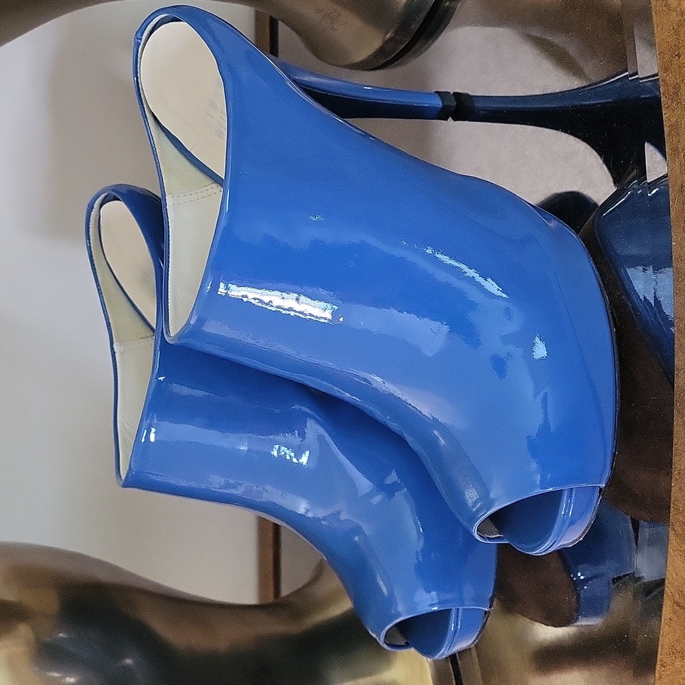 Stuart Weitzman Blue High Heel Peep-Toe Heels